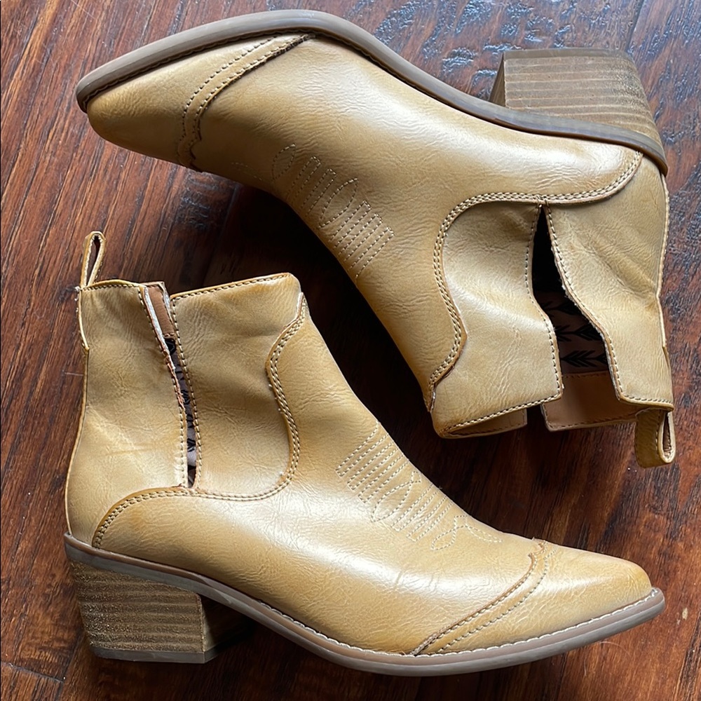 Code West Tan Ankle Boots